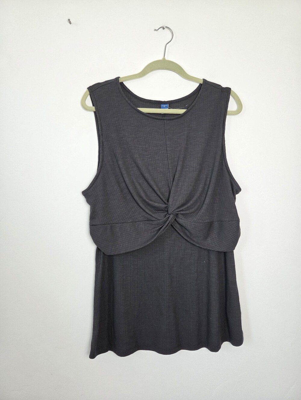 Old Navy Maternity Nursing Top Camisole Tank Top Breastfeeding Grat Ribbed XL